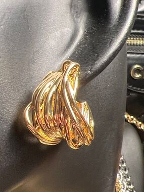 Gold Twisted Hoop Earrings - Women Jewelry